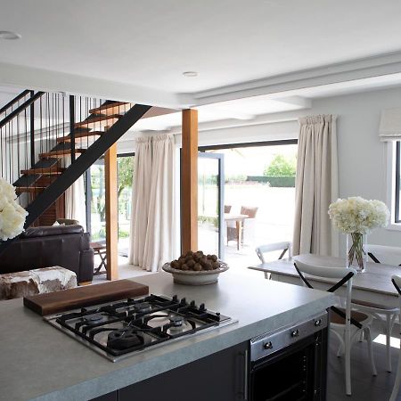 Black Walnut Cottage ハブロック・ノース エクステリア 写真